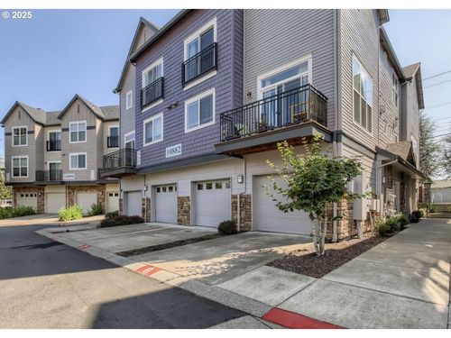 204-10882 Ne Red Wing Way, Hillsboro, OR, 97006-3539 | Card Image