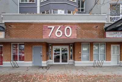 208 - 760 Kingsway, Condo with 2 bedrooms, 1 bathrooms and 1 parking in Vancouver BC | Image 2