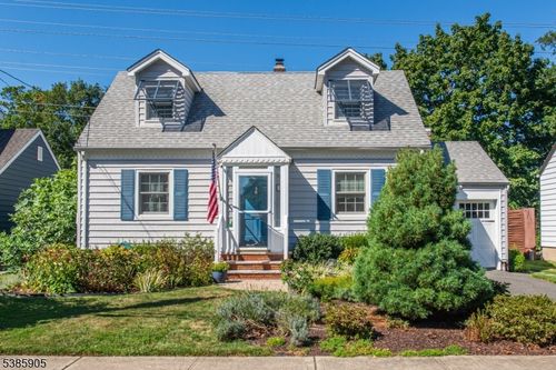 175 Knollwood Ter, Clifton, NJ, 07012-2321 | Card Image