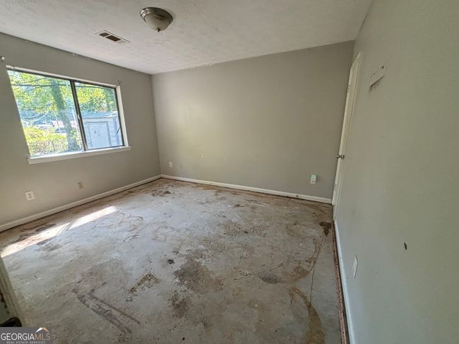 8958 Sterling Ridge Ln, House other with 3 bedrooms, 2 bathrooms and 3 parking in Jonesboro GA | Image 6