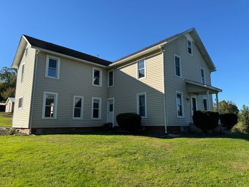 546 Conneaut Lake Rd, Adamsville, PA, 16110-1102 | Card Image