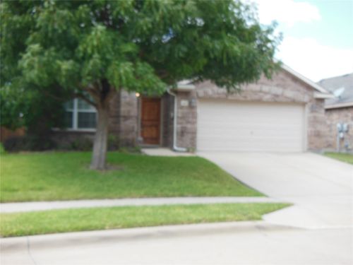 15633 Wheelhorse Trl, Roanoke, TX, 76262-3395 | Card Image
