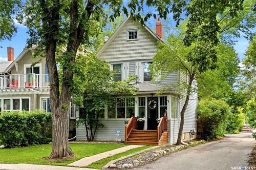 2022 Montague St, Regina, SK, S4T3J7 | Card Image