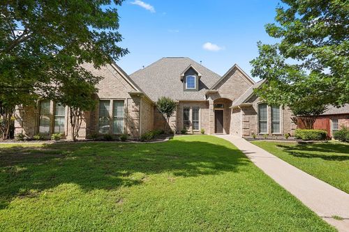 2322 Kingsmill Cir, Tyler, TX, 75703-5819 | Card Image