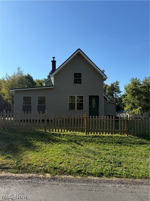1939 Waterford Rd, East Palestine, OH, 44413-9723 | Card Image