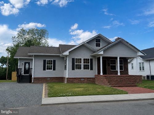 9 Spruce St, Delmar, MD, 21875-1753 | Card Image