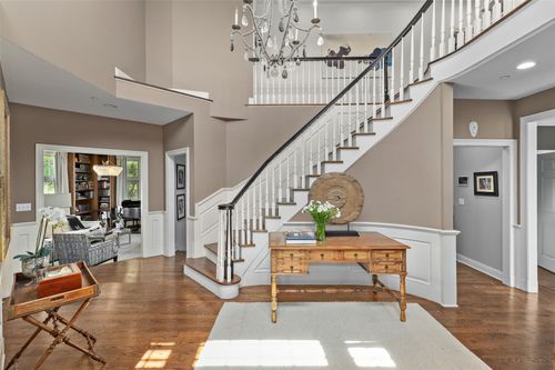 2 Cerf Ln, Mount Kisco, NY, 10549-4050 | Card Image