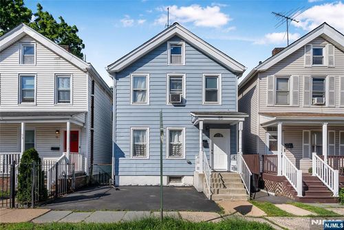 95 Hamilton St, East Orange, NJ, 07017-2909 | Card Image
