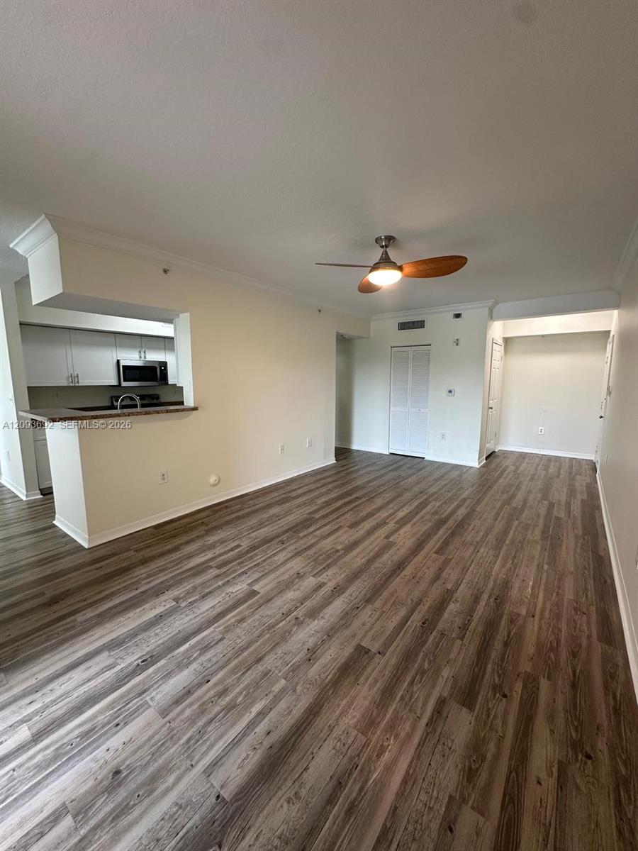Residential Lease in Pembroke Pines 4