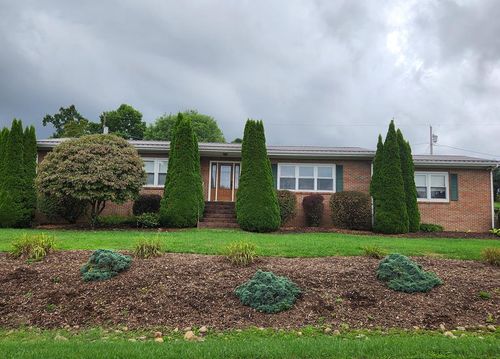 12218 Columbine Lane, Glade Spring, VA, 24340 | Card Image