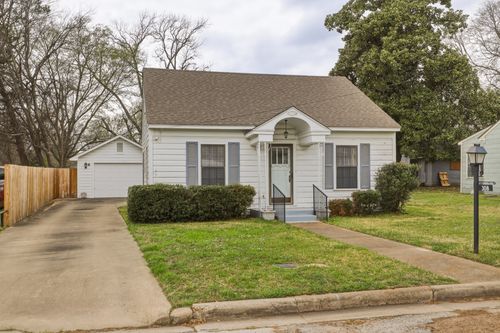 308 S Mill St, Winnsboro, TX, 75494-3118 | Card Image