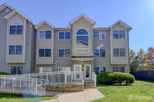 1121 Edpas Rd, New Brunswick, NJ, 08901-3820 | Card Image