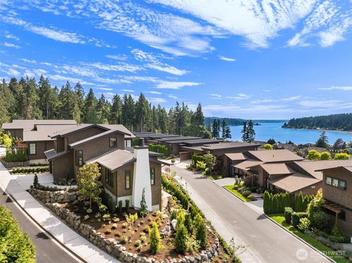 4869 Rosalind Rd Ne, Bainbridge Island, WA, 98110-5360 | Card Image