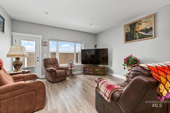 A - 2115 Powers Ave, Townhouse with 2 bedrooms, 2 bathrooms and 2 parking in Lewiston ID | Image 9