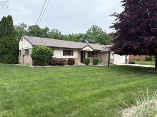 4371 E Linda Dr, Port Clinton, OH, 43452-9725 | Card Image
