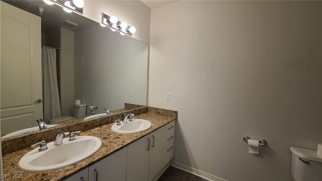 117 - 38 E Serene Ave, Condo with 2 bedrooms, 2 bathrooms and null parking in Las Vegas NV | Image 23