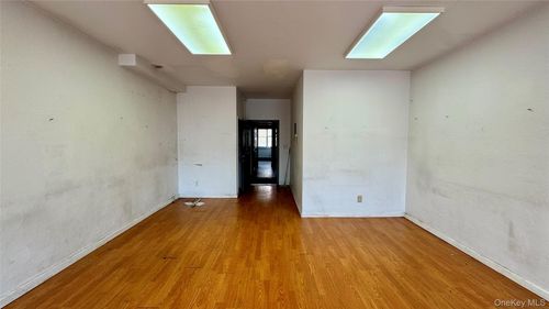 ste-3a-36 Union St, Flushing, NY, 11354-4163 | Card Image
