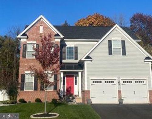 1010 Bayberry Dr, PENNSBURG, PA, 18073-2511 | Card Image