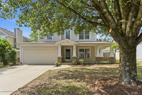 2212 Crescent Valley Ln, Hermitage, TN, 37076-5301 | Card Image