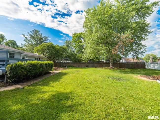 106 N 5 Th St, House other with 3 bedrooms, 2 bathrooms and null parking in Dunlap IL | Image 52