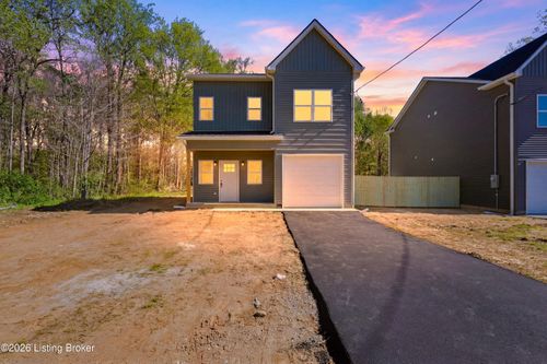 6592 Sylvania 6 Rd, Louisville, KY, 40258-3067 | Card Image