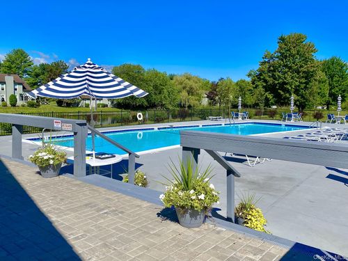 21 North Loop, Rhinebeck, NY, 12572-1917 | Card Image