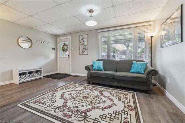 5 Vimy St, House other with 4 bedrooms, 2 bathrooms and 4 parking in Cambridge ON | Image 8