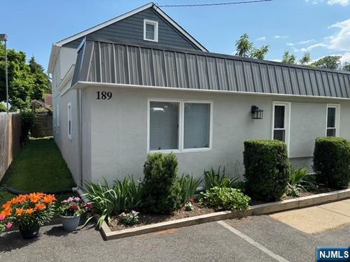 2nd-189 Washington Ave, Little Ferry, NJ, 07643-2010 | Card Image