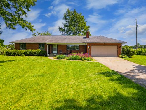 9225 W Broad St, Galloway, OH, 43119-9606 | Card Image