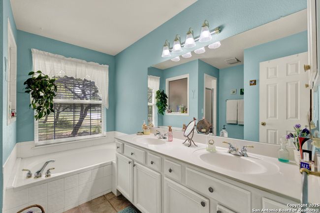 15009 Canterbury Rd, House other with 4 bedrooms, 3 bathrooms and null parking in Spring Branch TX | Image 14