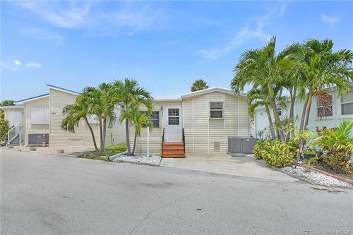 852-10701 S Ocean Dr, Jensen Beach, FL, 34957-2637 | Card Image