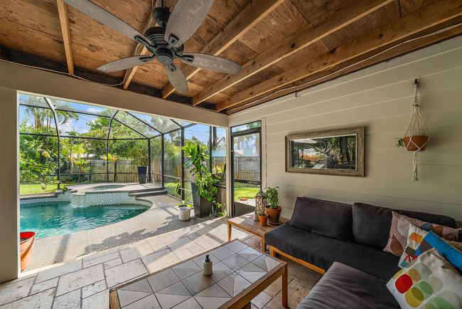556 Sw Rustic Cir, House other with 3 bedrooms, 2 bathrooms and null parking in Stuart FL | Image 46