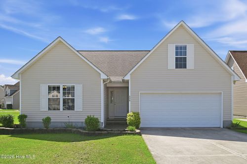 330 Providence Dr, Jacksonville, NC, 28546-6112 | Card Image