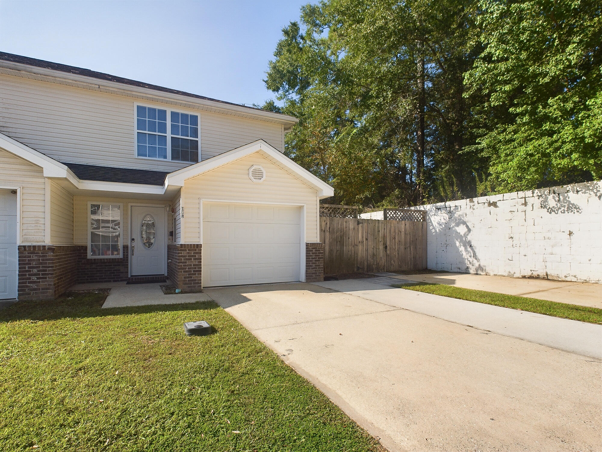 Corwin Dr, Crestview, FL 32539