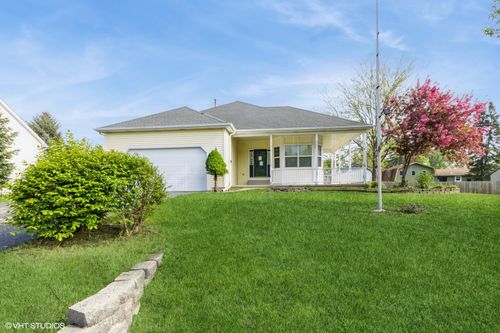 5304 W Valley Dr, Richmond, IL, 60071-9208 | Card Image