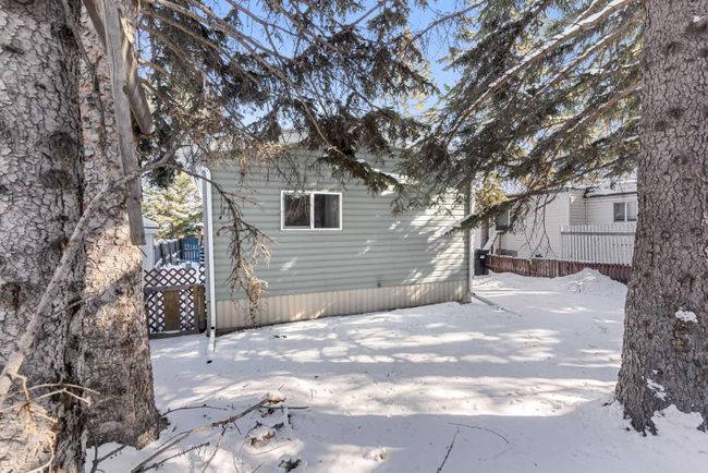 35 - 3223 83 Street Nw, Home with 2 bedrooms, 1 bathrooms and 1 parking in Calgary AB | Image 29