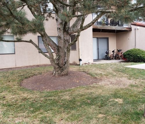 apt-73-21W581 North Ave, Lombard, IL, 60148-1178 | Card Image