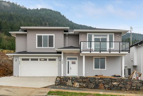 429 Colonia Dr S, Ladysmith, BC, V9G0B8 | Card Image