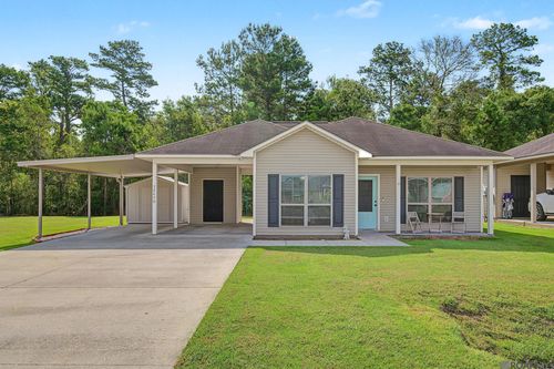 32430 Creek Pointe Dr, Denham Springs, LA, 70726-1846 | Card Image