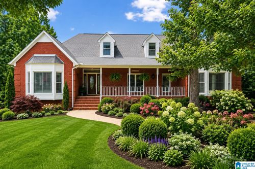 204 Hickory Hill Cir, Oneonta, AL, 35121-7000 | Card Image