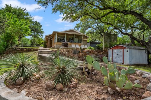 817 County Road 126, Kingsland, TX, 78639-3760 | Card Image