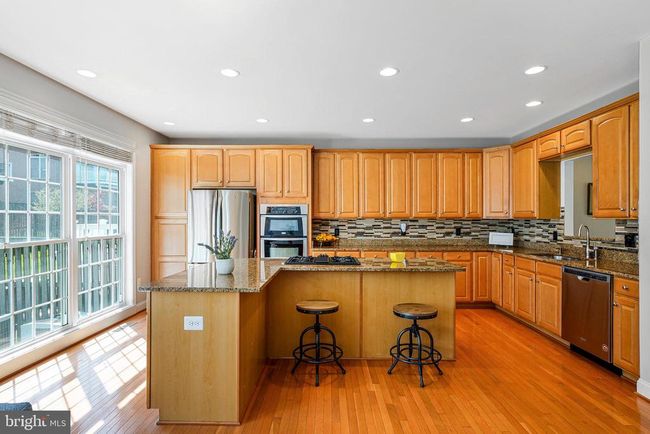 42076 Byrnes View Ter, Townhouse with 3 bedrooms, 4 bathrooms and null parking in ALDIE VA | Image 16