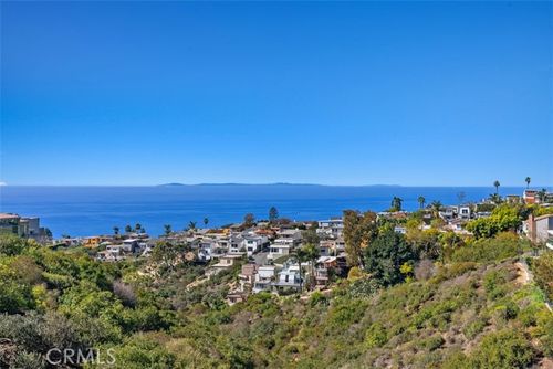 1065 Santa Ana St, Laguna Beach, CA, 92651-3823 | Card Image