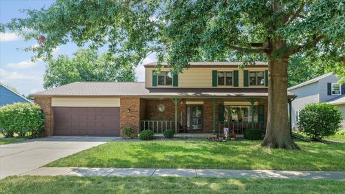 905 Fawn Dr, Mahomet, IL, 61853-9180 | Card Image