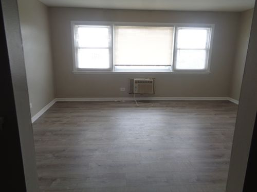 apt-12-10805 S Lloyd Dr, Worth, IL, 60482-2703 | Card Image