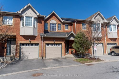 11 Great Oak Pvt, Ottawa, ON, K1G6P7 | Card Image
