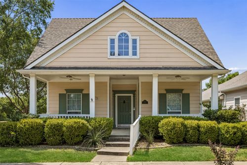 901 Wenk Dr, Savannah, TX, 76227-7803 | Card Image
