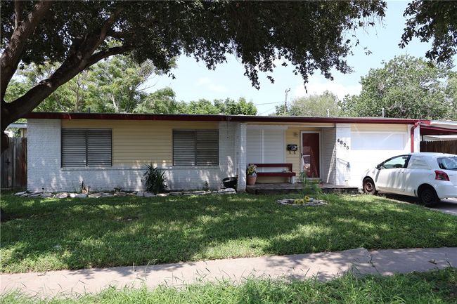 4825 Mable St, House other with 3 bedrooms, 2 bathrooms and 4 parking in Corpus Christi TX | Image 9