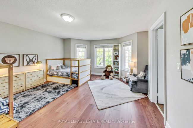 955 Coyston Dr, House other with 5 bedrooms, 5 bathrooms and 4 parking in Oshawa ON | Image 25