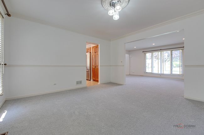 1161 Glenwood Ln, House other with 5 bedrooms, 4 bathrooms and 2 parking in Hoffman Estates IL | Image 8